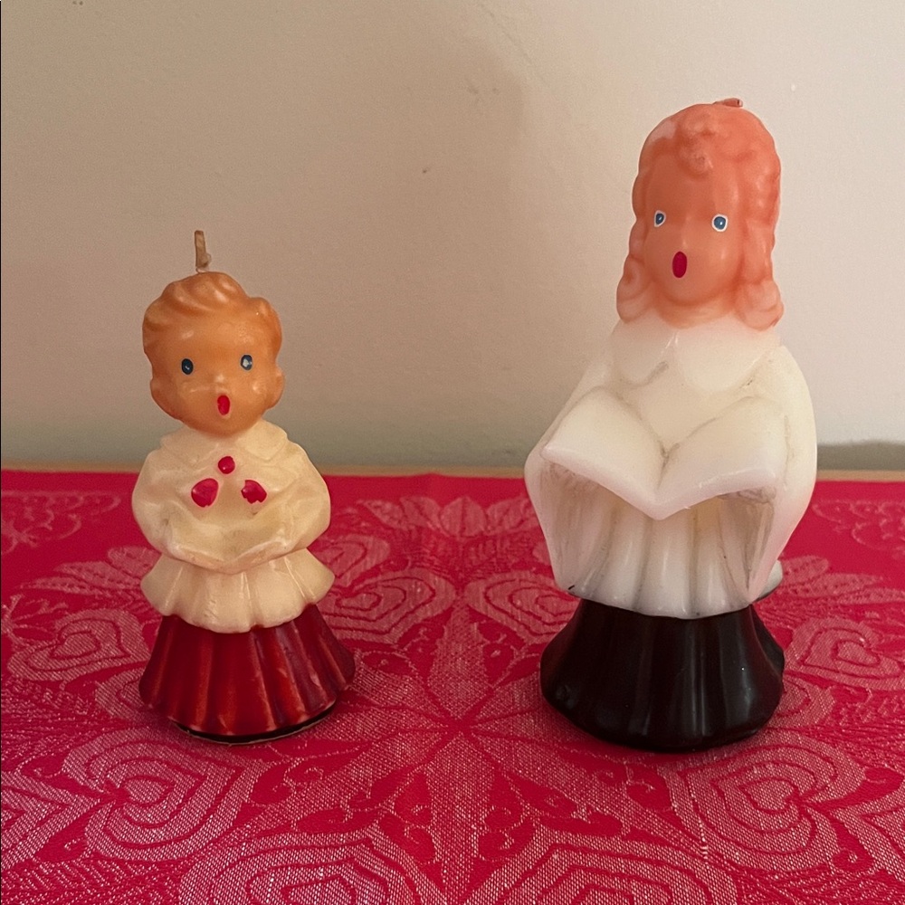 Charming Gurley Choir Candle Set - Cream and Red